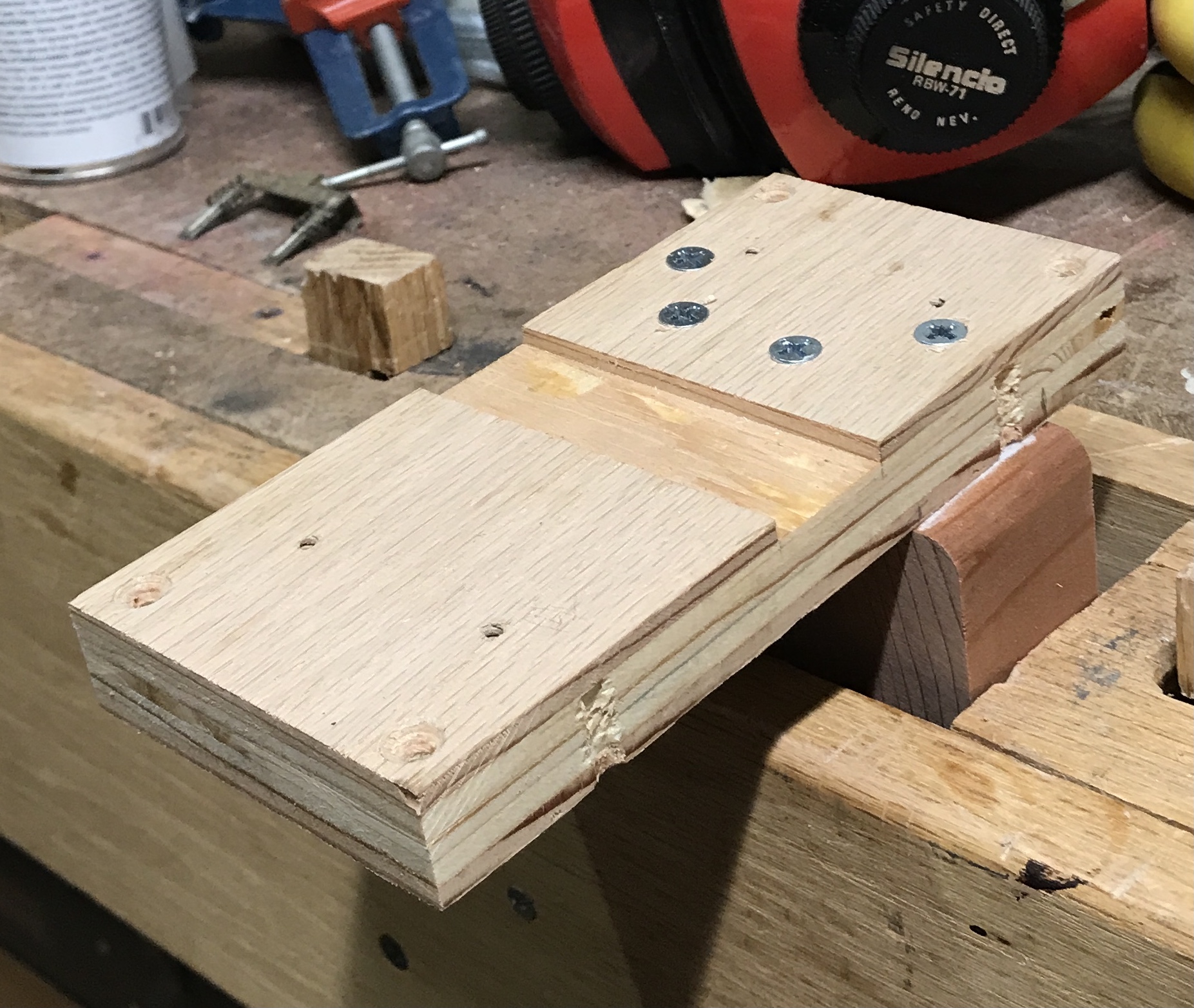 Table extension to support the vise